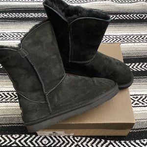 Sheepskin boots from Lamo